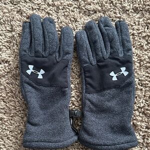 Under Armour Charcoal Fleece Gloves